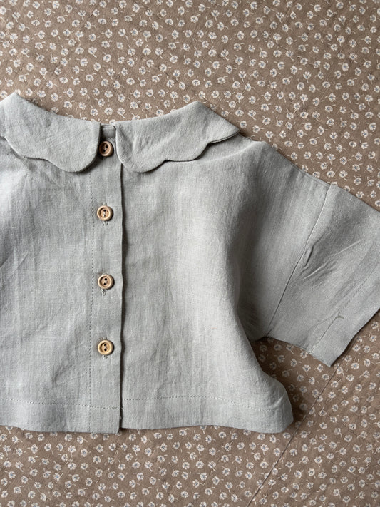 Scalloped Linen Vera Crop